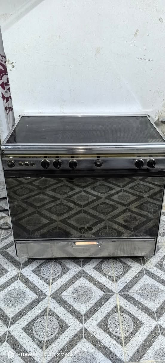 طباخ كريازي مصري ناره كلش حلوه بدون اي خلل سعر 200 بغداد ***********

نص مكتوب في الصور:
- HUAWEI Pura 70 X XMAGE
- HUAWEI Pura70 XMAGE
- HUAWEI Pura 70 | XMAGE
- HUAWEI Pura70 | XMAGE