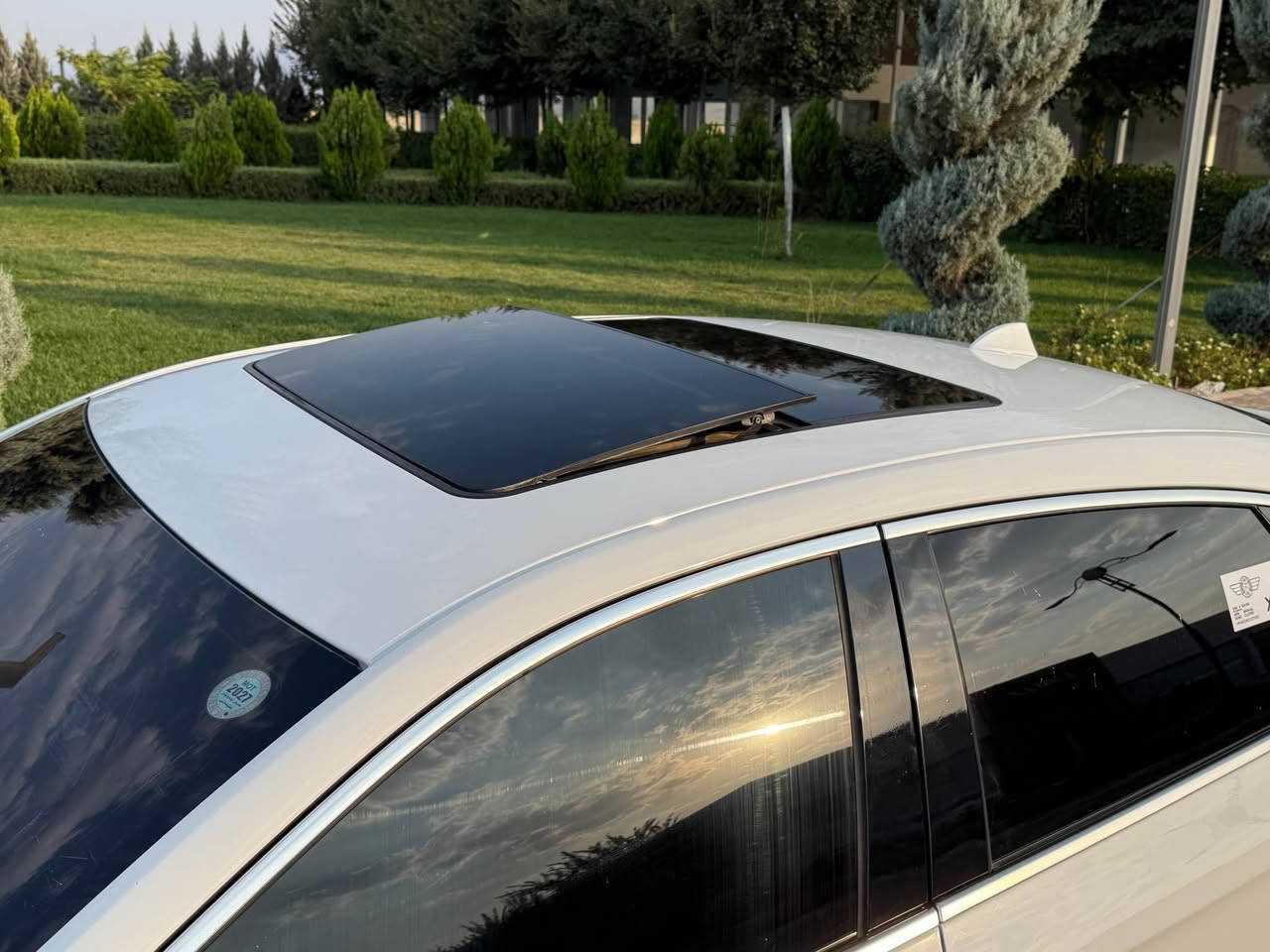 ﷽
📲***********📲

‎‏   ⚔️✅➖CHEVROLET IMPALA ( LT1)  2015➖✅⚔️

‎جدا اعتذر من الي اتصل وراسلني  مجاوبت لان كان  موبايل بي خلل وحاظر لاي اتصال وبل خدمه. الغزال  🦌  
‎شوفرليت امبالا  موديل 2015 محرك ستة سلندر وارد خليجي وكالة شركة المنصور✅ 

‎ ملاحظه/:- ⛔️
‎السياره استخدامي الشخصي شرط كير محرك برغي ممفتوح عل وضع الشركة وشرط لاكلوب مكينه مشتغل لا مسج صيانه كله عل ايدي السياره وجدا وجدا معتني بيه دهن فلتر بوليش نظافه فول ١٠٠/١٠٠ .

‎تواجد السياره / السليمانيه🔴 
‎الموديل /:- 2015 🔵
‎المسافه المقطوعه /:-  127 الف كيلو حقيقي 🚥🚦
‎حجم المحرك /:- 6 سلندر ✈️

‎المواصفات /:-🧏🏻‍♂️
(LT1)
‎بانوراما / فتحة  
‎قبل كلشي اي صوت تسمعه بل سياره انزلك ورقه من السعر . 
‎كشنات جلد 
‎كامره خلفيه  
‎تشغيل عن بعد شغال السياره
‎سايد بريك كهرباء 
‎كشنات امامي كهربائي 
‎قاصه متحركة
‎كشنات تدفئة 
‎صندوق بصمه 
‎لايتات زينون منضومه جديده 
‎شاشه وسطيه لمس  
‎اضواء ترحيب عند فتح السياره 
‎سستم سماعات بوز شركة 
‎تحكمات ستيرن كامله
‎كروز سرعه 
‎كير اوتو وكير عادي 
‎مرايات جانبي كهرباء 
‎شرط التحويل والغرامات 

‎الحادث /:- سياره .🚦
بيها ثلاث مكانات صبغ كلش صغير بدون دواخل بدون ايبارك فقط رش 
‎السعر  جدا مناسب /:-  💰112 💰ورقه وحگ جيتك وماكو هيج سعر  بكل معارض العراق . 

‎شرط التحويل والغرامات
‎سيارة بسمي وكالة تحويل حاضر  .

‎التواصل فقط  عل رقم الموبايل لجاد بل شراء رجاءا رجاءا /:
***********📱 السليمانية, العراق
