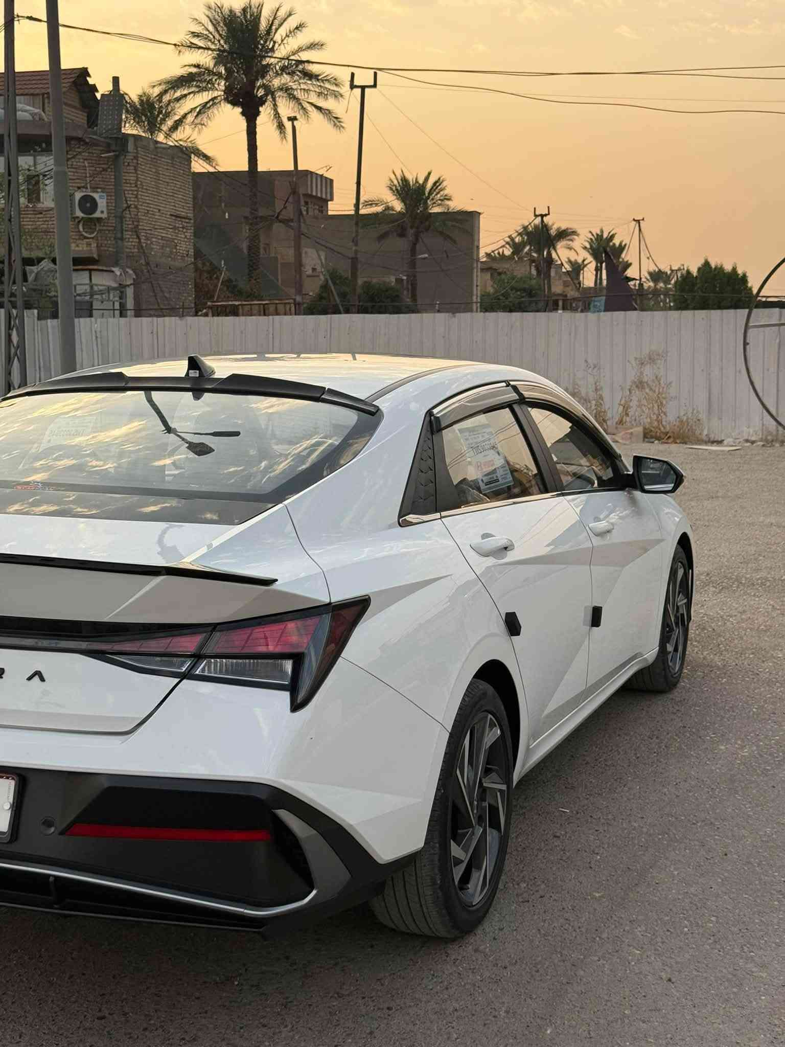 هونداي النترا موديل 2025

 خليجي تجميع صيني ماشية 25 الف

مكفولة كفاله عامه 

رقم بغداد بأسمي 

فول مواصفات ✅

فتحة سقف سلايد

 قطعتين تبريد 

مري شفط 

بصمة ابواب

ترحيب عند الاقتراب 

كشنات جلد 

لد امامي ولايت زنون بلادي 

مكان السيارة بغداد 

السعر 147$ وبيها مجال 

الاتصال على الرقم ***********
