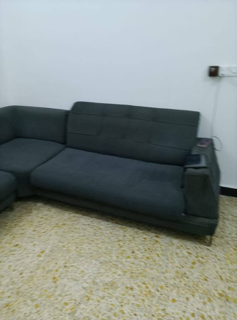كنبة • نضيف • بلاش