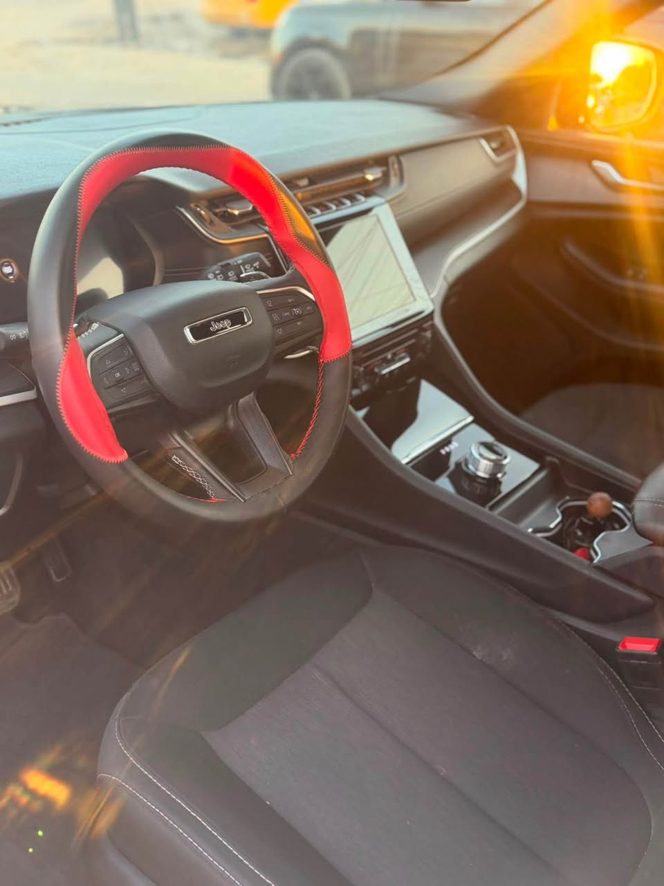 2025
🔹 الفئة: لاريدو 
🔹 المحرك: 3.6L V6
🔹 مواصفات اعتيادية
🔹 شاشة وسطية + Apple CarPlay / Android Auto
🔹 تشغيل بصمة ودخول ذكي
🔹 كاميرا خلفية وحساسات
🔹 مثبت سرعة متكيف
🔹 تحذير النقطة العمياء
🔹 مساعد المسار
🔹 مقاعد قماش
🔹 تكييف أوتوماتيك ثنائي المناطق
سيارة رقم بغداد شهداء 
📍 السيارة نظيفة وجاهزة مكانه بغداد جديدة 
📞 للاستفسار والتفاصيل: *********** بغداد, العراق
