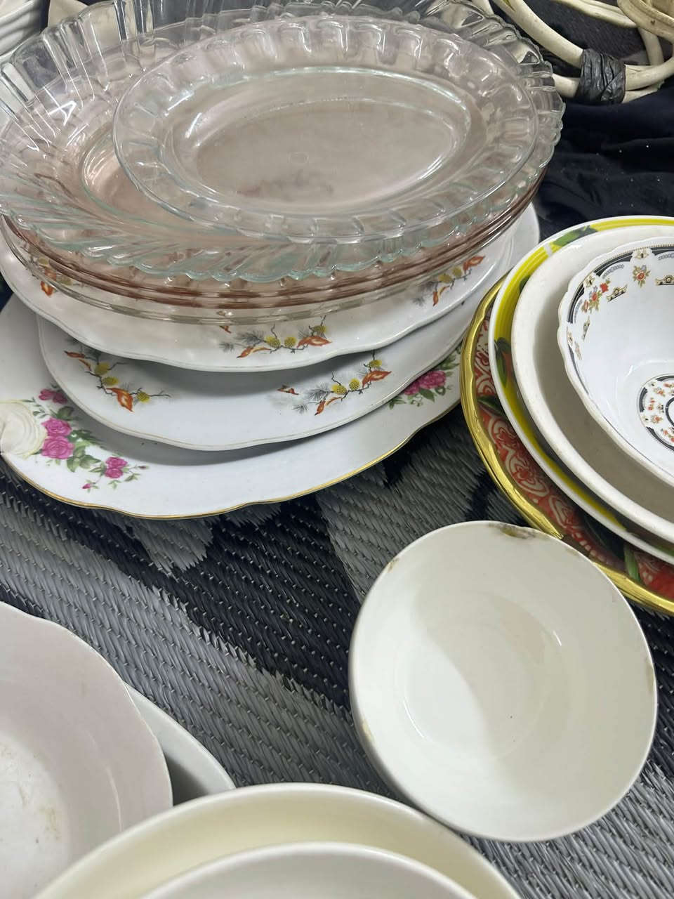 للبيع • واتساب فقط