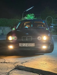 BMW موديل 1991  حجم525  رقم نينوى  مصبوغه جماليه   سعر 60  07507984204...