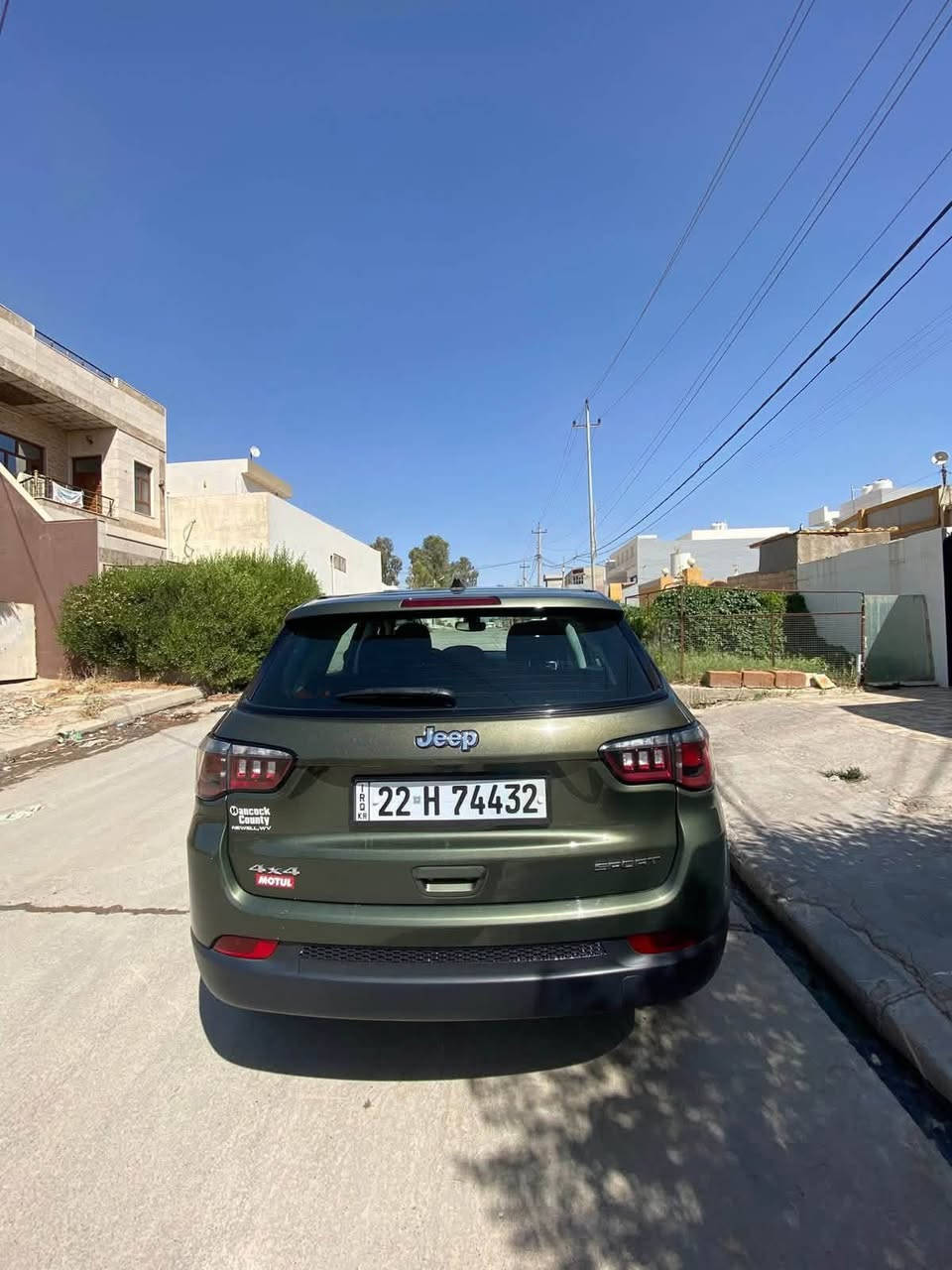 🙋🏻‍♂️السلام عليكم
للبيع جيب كومباس موديل 2021🚘
مواصفات سبورت محرك 4 سلندر 2400🔥
دوش المرغوب مو التوربو 🐎
 بي قطعه صبغ بس البوند واقل الشبر تعديل بالجاملغ 🎨
باقي السياره كفاله من كلشي✅
 باسمي شرط التحويل ❗️ 
بي دفتر بانزين ⛽️
 سعره137 وبي مجال ‏للطيبين ￼💵￼
رقم تلفون ***********📞☎️
عنوان سيارة كركوك التون كوبري 📍

