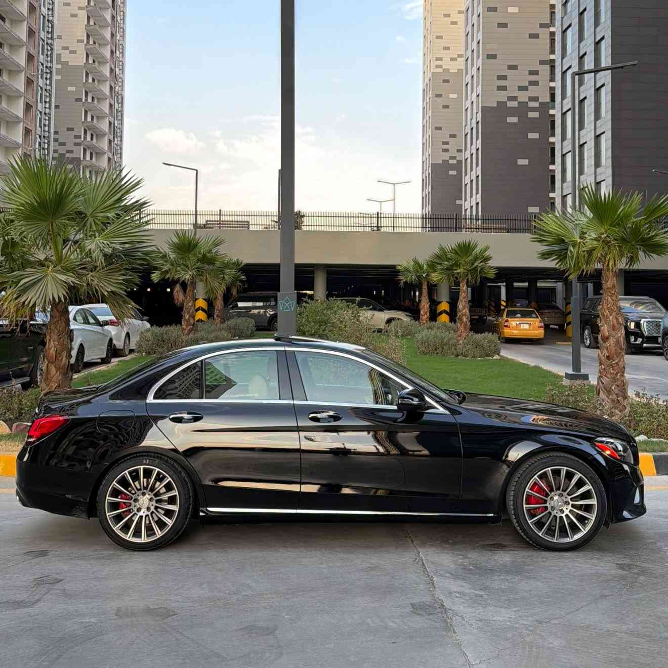 السلام عليكم
للبيع Mercedes C300 2021
سلايد
ماوس
داخل الوان ٦٤ لون 
كشنات تدفئه
كشنات كهرباء
رادار امامي
رادار خلفي
نقطه عمياء
كيجات دجتل( ٣ ثيمات) 
جنطه كهرباء
لايتات زينون ٨ عدسات
اوتو بارك
تحديد مسار
سستم سماعات برومستر
كار بلي
شاحن وايرلس
بصمه ابواب
بصمه تشغيل
داخل بيج
ويل 18

ماشيه 50الف
السياره وارد امريكي كلين تايتل ( بدون صبغ وبدون بارد وبدون تبديل ) تقرير مياه امطار
السعر 18.800$
مكانها اليرموك
للاتصال ***********
