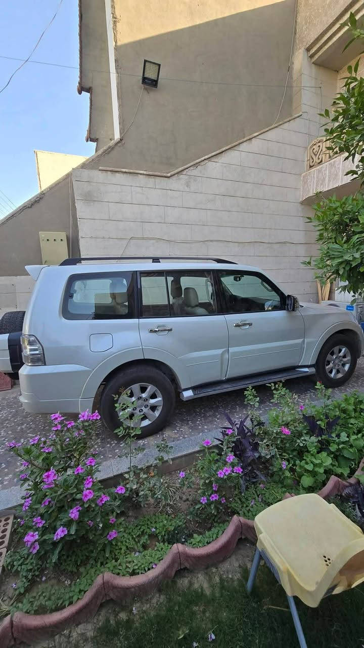 سلام عليكم للبيع فقط بدون مراوس
السلام عليكم باجيرو ٢٠١٤ حبتور ام الدمام فول الفول 

مكفولة كفالة عامة 

تخم تاير جديد طستها حال مشكلتها ناعمة

 ما ناقصها اي شي 

فول مواصفات ماشية 144KM

رقم بغداد بسمي

مكاني بغداد السيدية 

***********

***********
