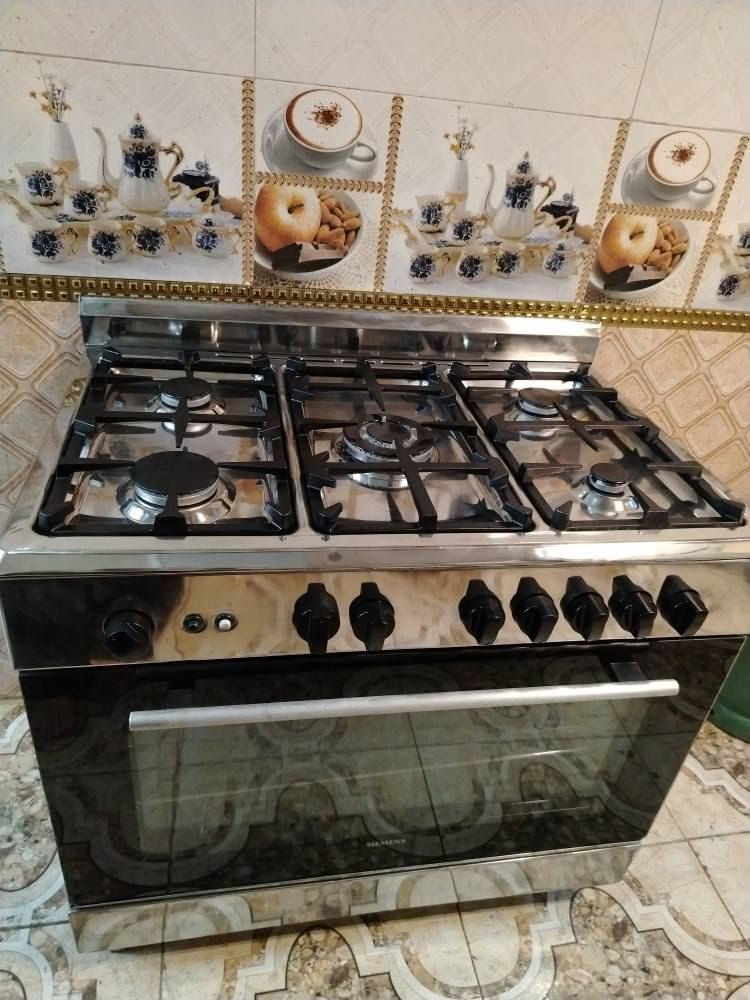 طباخ إيطالي شرط الفحص والنضافه مكانه زبير متوفر توصيل #الاسعار والتفاصيل داخل الصور اي استفسار خاص ***********
