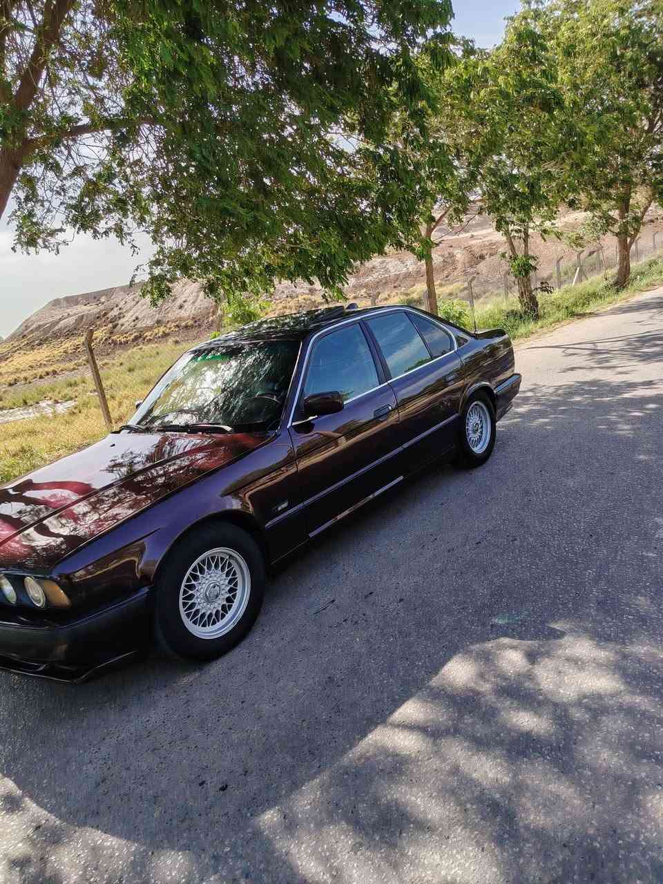 اسلام عليكم 
BMW موديل94
كير ومحرك خير من الله
محرك فانوس مسكر
منضومه زنون
فتحه سلايت
مصبوغه عام لجماليه صارله شهر 
رقم بغداد
اسنويه بسمي صاقطه صارله سنتين
مداور ثاني يوم
سعره 70 /وبيه مجال
ومراوس اراوس
المكان الحله قرب سيطره الاثار
متواجد ع فيس
الستفسار ***********
