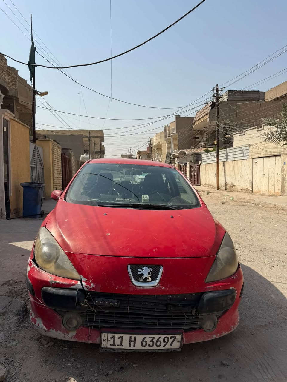 السلام عليكم بيجو فرنسي 307 موديل 2006 
شاشة و كامرة مبدل صدر و مشط ستيرن السعر 
30 ورقة عنوان بغداد الامين الثانية للاتصال ***********
