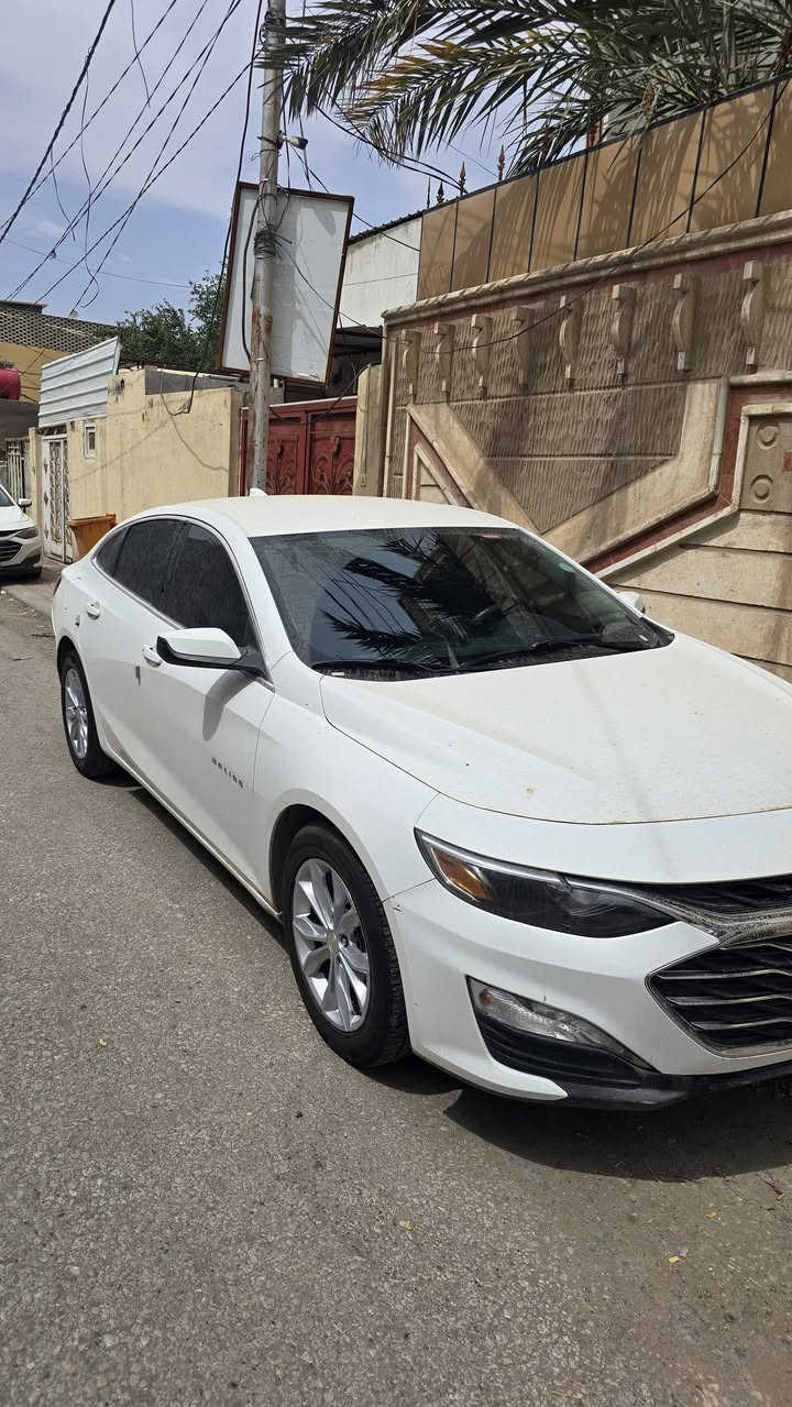 ماليبو 2023 LT للبيع
* محرك 1.5T. 
* رادار امامي. 
* نقاط عمياء. 
* سائق آلي. 
* حساسات خلفية. 
* تدفأئة مقاعد.
* كشن كهرباء. 
* داتوشو. 
* شاشة كبيرة. 
* مناخ منفصل. 
* تبريد قطعتين (امامي & خلفي ).
* ماشية (38mi & 63000Km).
* رقم اربيل بأسمي. 
* حادث دحجة بالجامغ الخلفي كما موضح بالصورة. 
* سيستم ايرباك سليم. 
* تختم تاير. 
* سعر (148$) وبيها مجال. 
* تواصل هـ ***********
