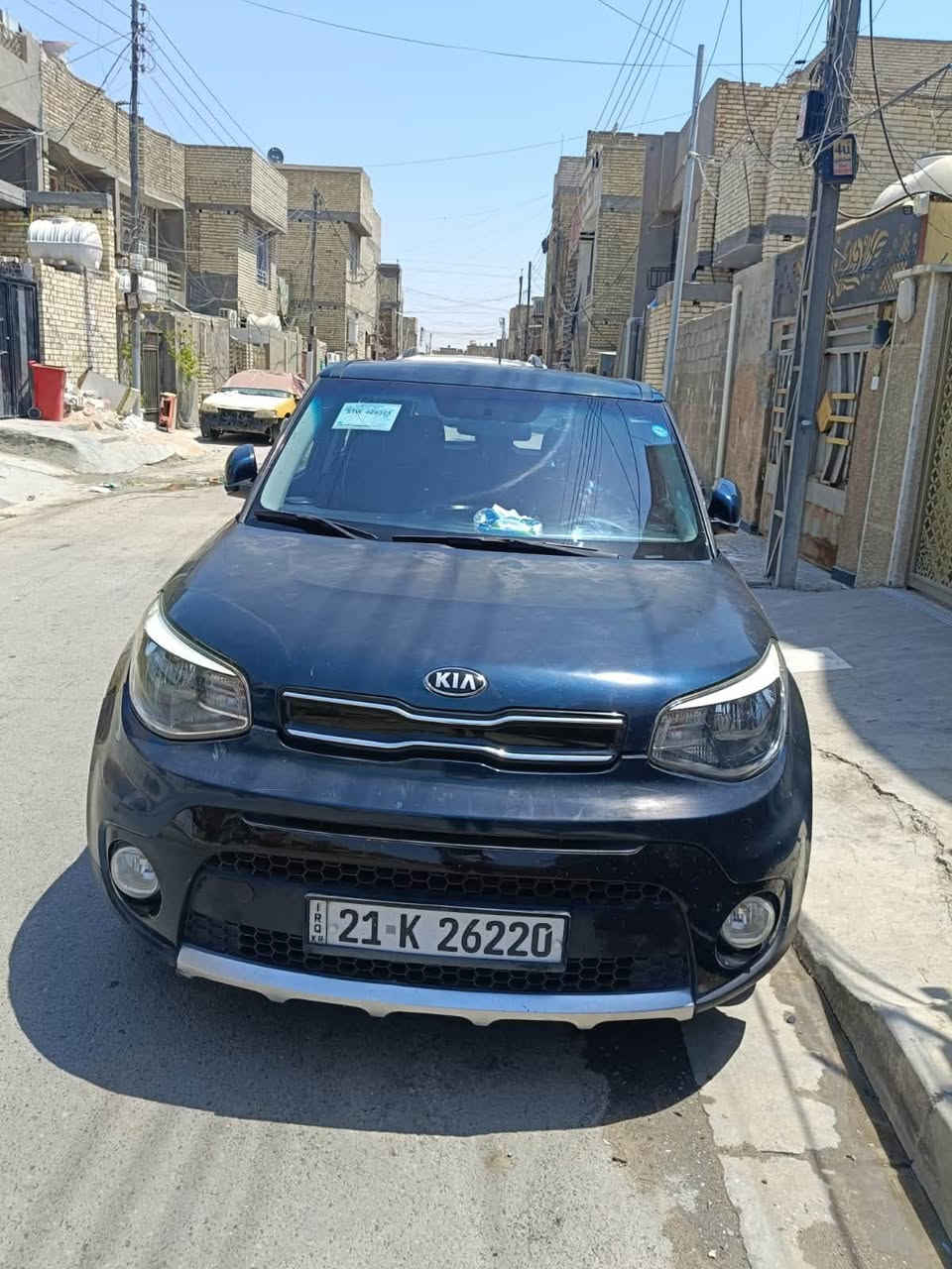 السلام عليكم
صول 17 للبيع 
محرك 2000 
كير At
تبريد شغال 
رقم سليمانية بأسمي 
ضربتهة الباب الخلف البلصدر 
موجود سونار قبل سنة تقريبا 
سيارة جاهزة ترايك للبصرة
سعر 105 
***********
