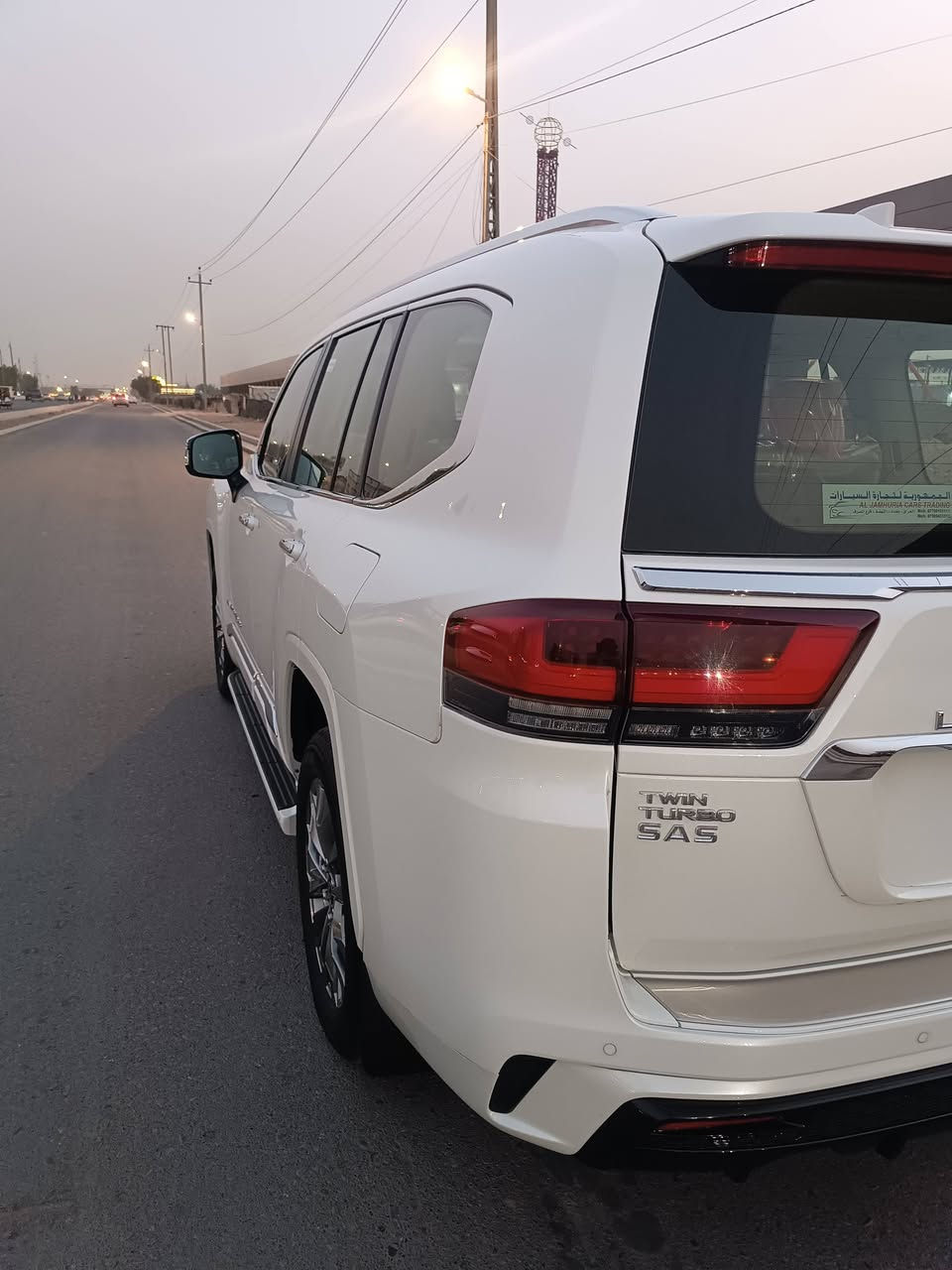 لاندكروز VX • كاميرات 360 • ماشي ٢٦ الف