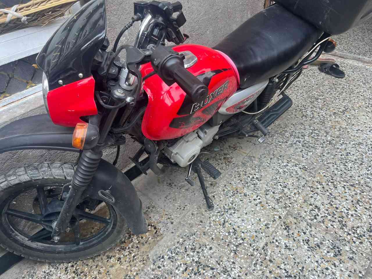 بوكسر ٢٠٢٣ نضيف سلف  مكينة مجفته بس ناعمه و قويه اوراقه موجوده السعر١٢٥٠ مكاني بغداد الحبيبيه رقمي***********
