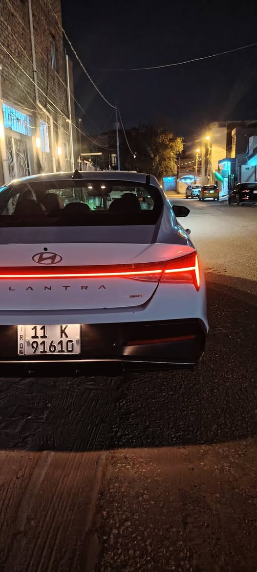 النترا هايبرد أمريكي 2024 فول مواصفات أعلى فئه
محرك ١٦٠٠
ماشيه ٣٥ 
كشنات تدفئه تبريد جلد
شاشه دجتل متصل
فتحه
شحن لاسلكي
سايد بريك بصمه
لايت لد
مثبت سرعه
قياده ذاتيه
ويل كب كروم بلادي
لد متغير الألوان ب دشبول بلادي
كرسي كهرباء
رادار امامي خلفي 
حساسات ٣٦٠ درجه
تتشغيل عن بعد
بعد هواي بيه مواصفات 
حادثه بأمريكا بجم  كله راجع نفسه ليبل واحد سياره
طرف شاصي تأثر بسيط
وهنا ب العراق بيه بي دي ار ب الباب الخلف الصدر أيضا بسيط ممبين رقمه بغداد بأسمي
سنويه صادره ب ٢٠٢٤
سعر ١٤٨مع مجال بسيط 
*********** تواصل واتساب فقط
