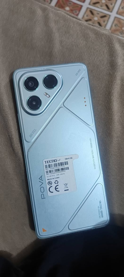 ي تكنو بوفا 7 فايف جي ذاكرته 256 رام 16 مكفول  الجهاز من كلشي نضافه 100 للتواصل *********** مكاني الماجدية
