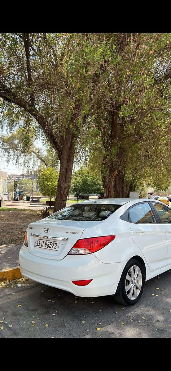 اكسنت للبيع
كفاله بيهه بارد بسيط بلجاملغ قطره صبغ مابيهه
موديل11 
بلو
5تجاوي
فتحه 
اشاير مري
تحكمات 
1600دوش مكفوله
كير مكفول
ماشيه135كيلو
تبريد ثلج
داخل جلد كلش زيرو
تخم تاير جديد
5ويل كب
السعر95وبيهه مجال قليل
مكاني الاعظميه 
***********
