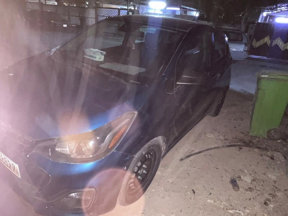 السلام عليكم شباب شوفر ليت سبارك موديل 19 رقم بغداد بسمي بيها 4 قطع صبغ السياره حلوه بس بيها ملاحظات بسيطه السعر 70 وبيها مجال واي استفسار ***********
