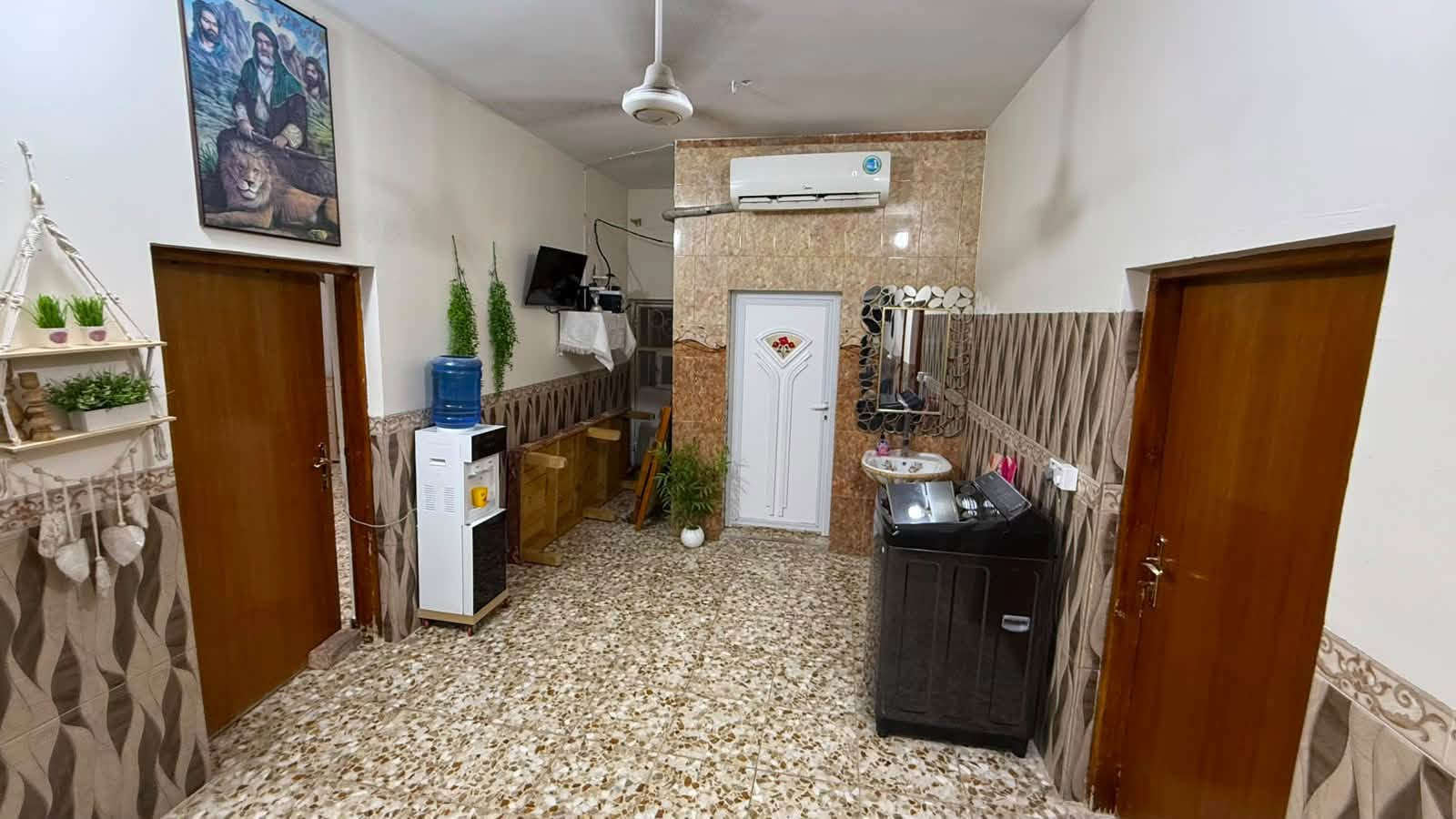 حي الصدرين • ٢٠٠م • ٢ غرف