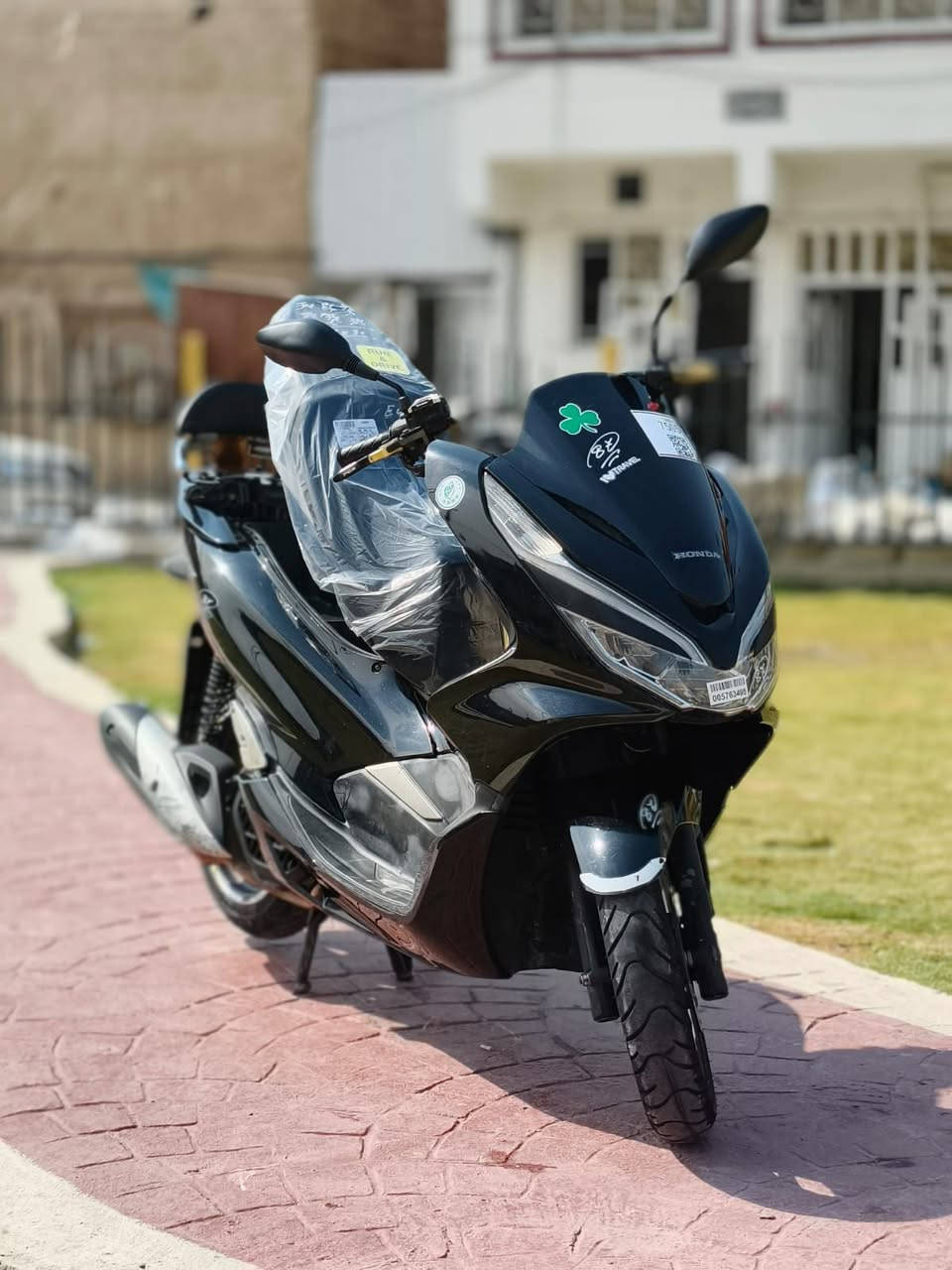 سلام عليكم.... 
دراجة  (PCX)(جيل الثالث)🛵 للبيع
دراجة شلعه معدل كهربائيات كلهه شغاله 
دراجة جديده بلاديه 
أي نقص مابيهة
جيب فيتر وتعال افحص
العنوان بغداد مدينه الصدر  الاستفسار الاتصال على الرقم 📞 ***********
