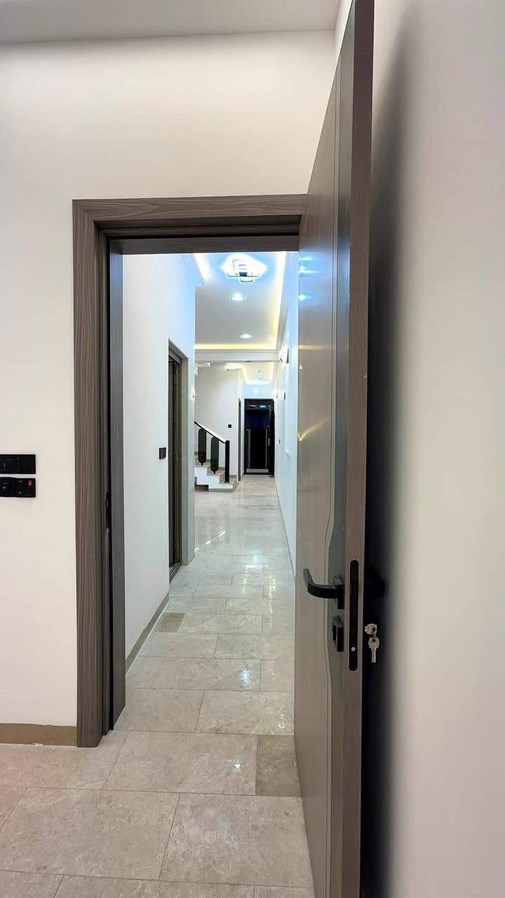 مشتملات للبيع تون 🏠
مساحة كل مشتمل 100 متر
محتويات: 3 نوم، صحيات عدد 2 🛏️
حي الجهاد الطائي، مقابيل مجمع النسيم 📍
بناء حديث 2026 ✨ غير مسكون وجاهز للسكن
الاستفسار: *********** 📞
مكتب العدل العقار
باقي العروض 👇
https://t.me/mmeeaaii/2023
