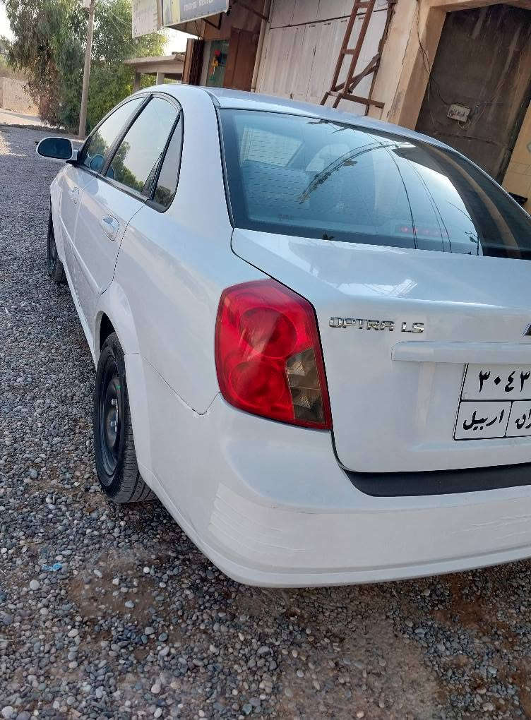 بسم الله 
شوفرليت اوبترا 2012 رقم أربيل 
كير محرك تحويل كهربائيات كلها بشرط 
جملغ خلفي وامامي بارد وشبرين صبغ 
سعر مناسب الشراي يتصل 
*********** واتساب 
مكان السيارة أربيل خبات أربيل, العراق
