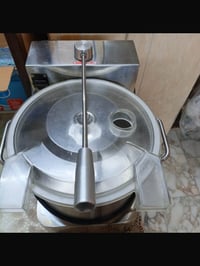 خلاط صلصات سعه ٩ لتر مكان بغداد ابودشير رقم 07715716492 سعر 350