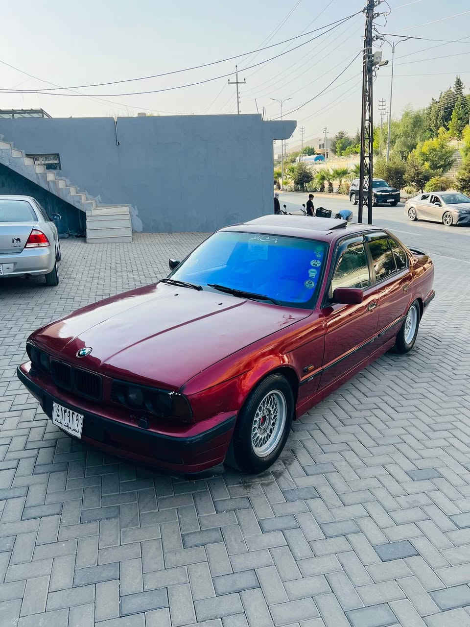 سـەرەتا بەناویخوا BMWمۆدێل1993قەپات مۆسەفات🧿.
ئـاڕم پلاستیک بەشەرت.گێڕ تۆماتیکمەکینە525کەپس.
جامکارەبای ناوکرێمی شاشەی بۆبەستراوە .تـەبریت لەسەر سوچ ساردو گەرم 🥶 ناوزەردە سەیارە کە سڵایتە زۆر جوانو پاکە حیزام بۆیاخە بۆکاڵ بونەوە  سەقفی بۆیاخ نیە سەیارەکە گێڕو مەکینەو کارە بایاتی بەشەرتە ماڵی دۆسە زۆر تازەو جوان ماوەتەوە سعری33گەڵا گۆڕینەوەیش دەکەم بەشتێک بەدڵم بێت شوێن سەیسادق *********** حلبجة, السليمانية
