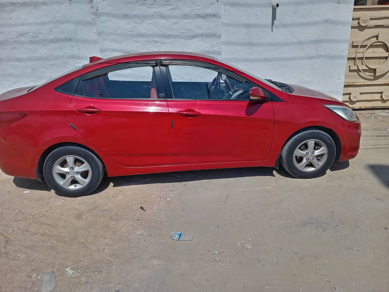 السلام عليكم أكسنت موديل 13 مكينه@ 1600 قطرين السياره بيه صبغ جاملغ الايمن وربع من الباب الايمن ايظهن أثر حادث خفيف يعني لاوصل لغد ولا كلشي السعر 85 وبيه مجال بسيط رقم قادسيه بسمي سنويه لاسبعه وعشرين المكان كربلاء شارع البورصة ***********
