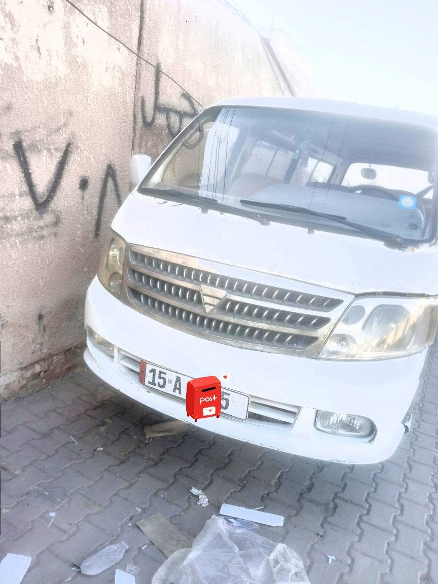 السلام عليكم ورحمه الله وبركاته فتون موديل تسعه رقم انبار انكليزي بسمي تحويل مباشر مصفره هيئه وغرامات رقم شاصي شعار بلتكمه مذكور بلسنويه تخم تاير صدر امامي خلفي كهربائيات كله شغاله مكينه كير اكسل خير من الله رايدها 47ورقه شراي يتصل ***********
