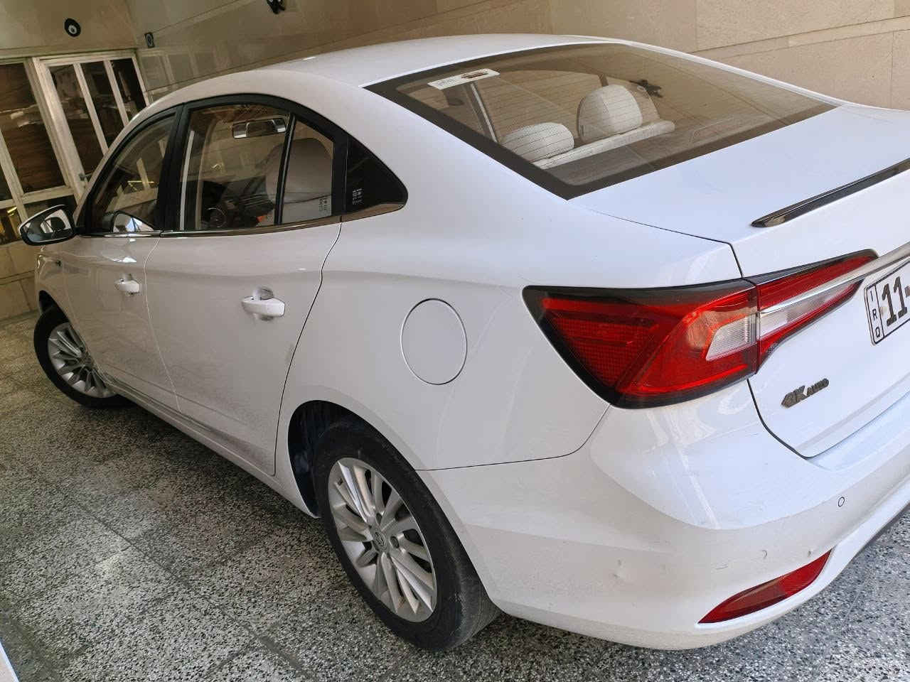 ام كراند  2023  خليجي رقم بغداد وباسمي مكفولة من الصبغ والبارد 

تحكم استيرن فول 

حساس امامي وخلفي 

بصمة تشغيل وابواب 

شاشة كبيرة اصليه 

كامرة دوارة 

داخل مخمل جديد 

محرك وصدر وكير وتبريد ممتازه 

باقي المواصفات معروفة 

السيارة جديدة   وبدون صبغ  وبدون بارد و...

للبيع بسعر 9000$  ( 90 ورقة)بيهه مجال بسيط 

الاتصال على هاتف ***********

العنوان /بغداد
