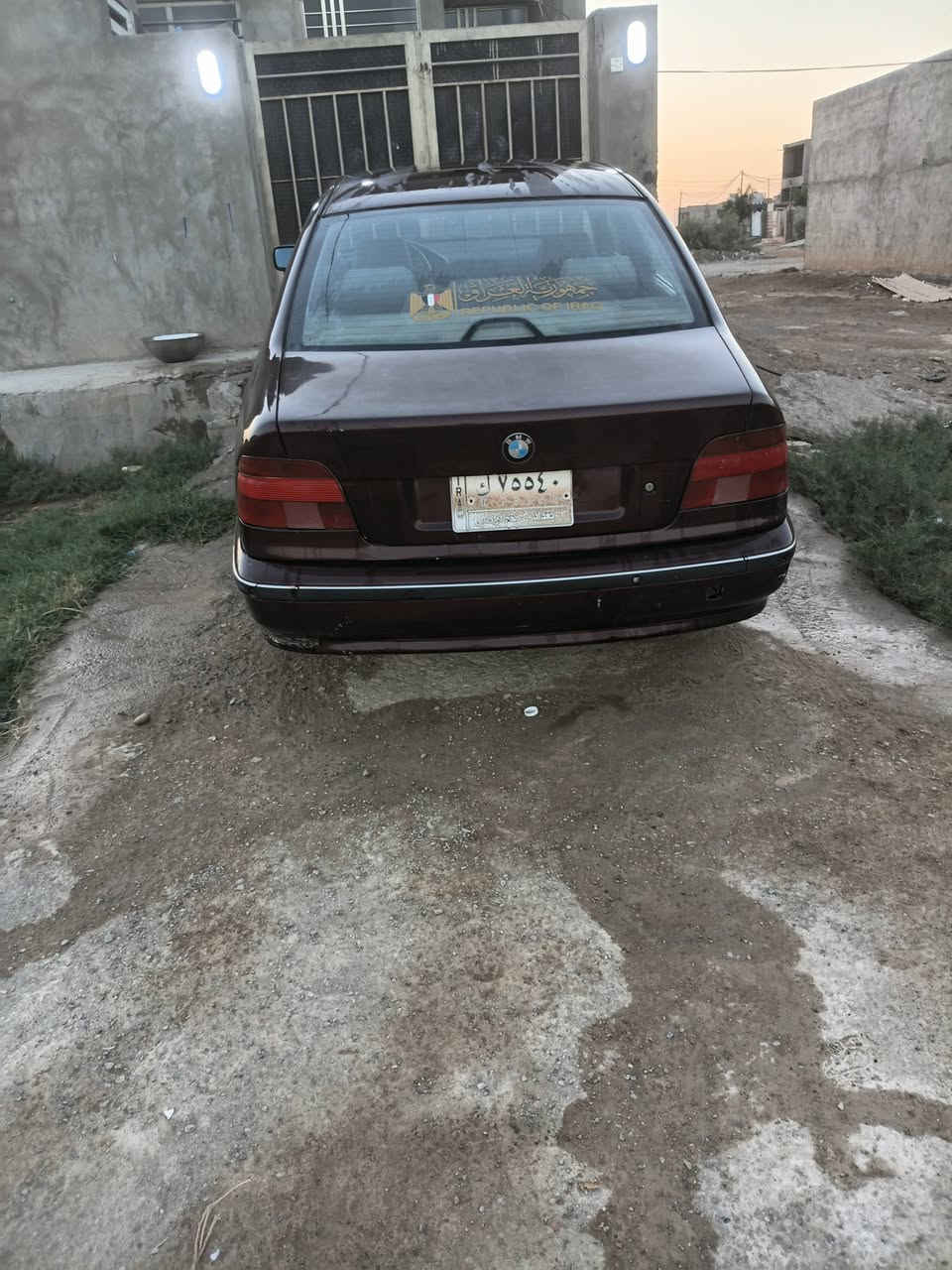 صقر للبيع موديل 98بسمي رقم بغداد سنويه صاقطه صار 8اشهر
مكينه 28تك فانوس تخم تاير دوشمه ارضيه درجة أولى تبريد 
مكاني ديالى بعقوبة السعر 67
للاستفسار ***********
