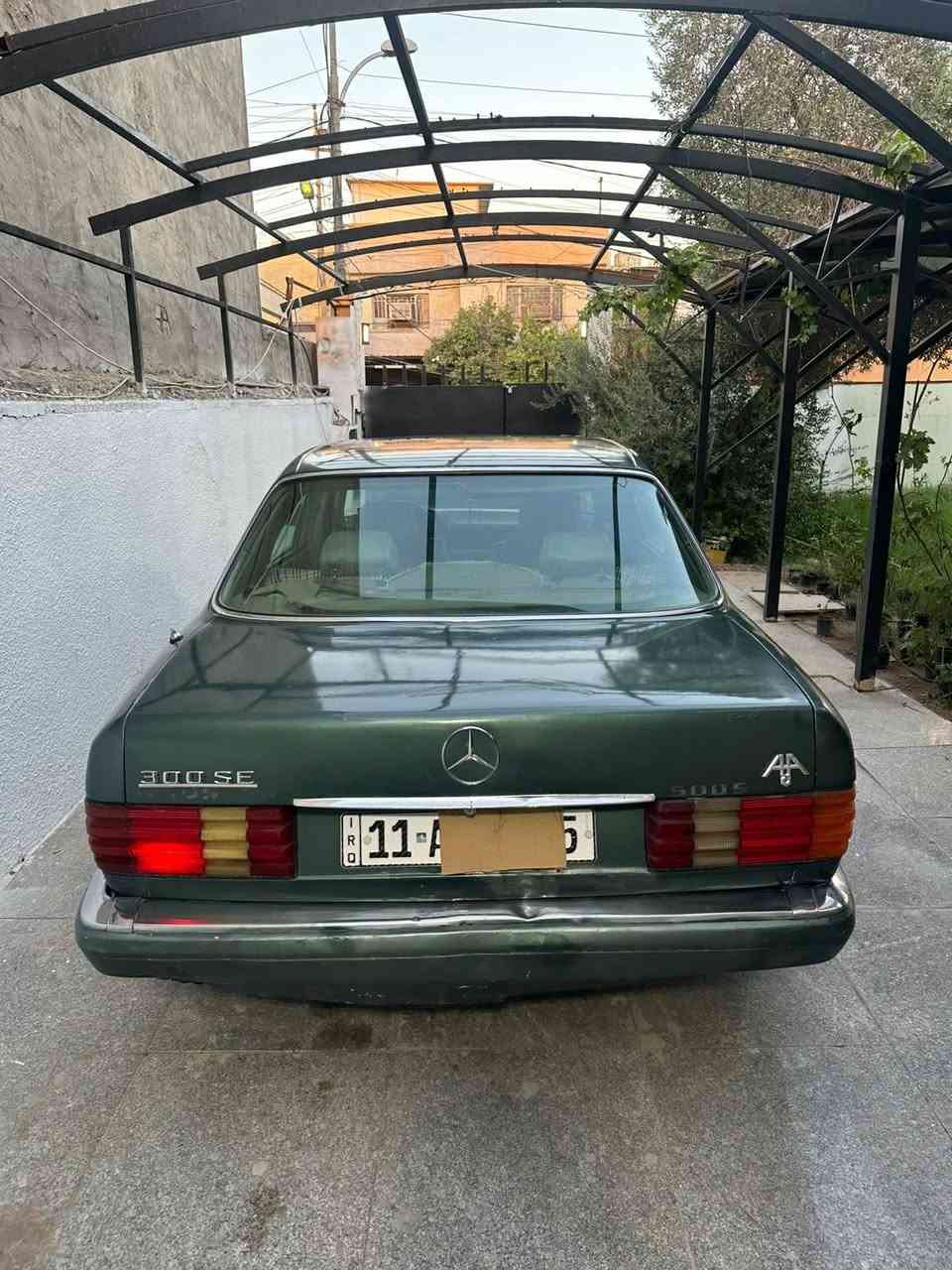 جامبو جاهزه السياره مكينه 300 ملكه جدد تبريد موديل 1990 
حداديه جديده كهربائيات كلها شغاله رقم
بغداد الدولي تحويل مباشر
 سياره نضيفه وجاهزه
السعر 45 وبيها مجال بصيط حك الجيه
رقم الهاتف ***********مكاني  بغداد الغدير واتساب فقط
