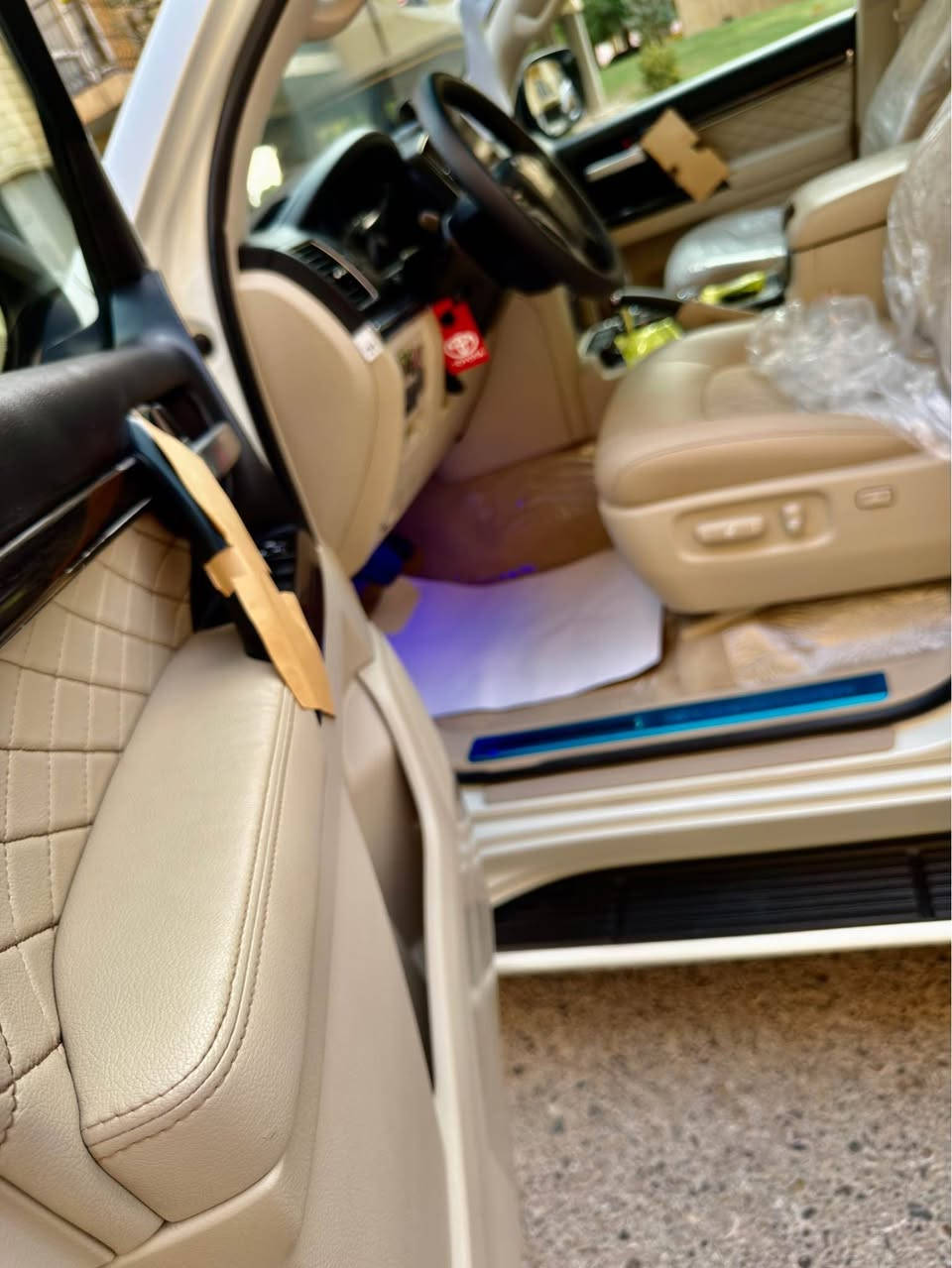 Land cruiser GXR  2021     V8  58,000km
Grand turing
🔻ارخص سعر بكل العراق
أخت زيرو بل كارتون 📦📦
‎🔹لاندکروزر 2021  ساز باب أول 
‎🔹محرک 8 سلندر 
‎🔹ماشي 58,000 ألف
‎🔹 بسمطين  +سماعة بيلادي +فرشات بيلادي مجوود 

‏‎🔹 مكفولة كفالة عامة من الدعامية إلى الدعامية
‏‎ 🔹 بدون صبخ .بدون بارد  ،بدون رصعات ،بدون حتى شخط
‏‎دعاميات هم بدون صبغ ،رمل مابي ،لحية بدون صبخ ..بقية كلها بشرط

‏‎🔹فول فول مواصفات
‏‎شاشة كبير لمس 5كاميرا حاسة
‏‎كاميرات 3 شاشات سيلاد فتحة سقف 
‏‎كشن جلد كشن كاراباي شحن موبایل  8 اريباك تبريد مركزية
‏‎بصمة تشغيل عن بعد باب جاك سلاجة ليد زينون 
‏‎تحكمات ستيرن دبل فوليوم فورويل هوك
‏‎سيارة بها 2 بصمة من شركة جديد جدأ 
‏‎سيـارة عل نظافتها احسبها صفر زيرو

🔹 تخم تاير دنلوب الاصلي

‏‎ 🔹محرك كير بشرط مامفتوح
‏‎سيارة حيل نظيفة كلشي عل بلاد لوك
‎سنوية زنكة كلشي جديد مدفوع لـ2031
‎باسمي السنوية بشرط تحويل و خرامة 
‏‎سيارة مابيـها دينار مصرف كامل من كل نواحي
سیارە رقم أربیل 
‏‎نفسي يوم /تحويل و وكالة حاظر 
‏‎مكانك /داخل سليماني

‎♦️سعر 557$
‎🔸موبايل/ *********** السليمانية, العراق

