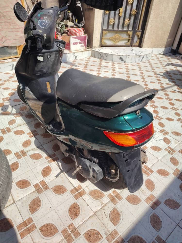 السلام عليكم ورحمة الله وبركاته دراجه ياماها فراشه للبيع مفتوحه مبدل بستم فقط الباقي كله بلاد مابيه شي تجاري كلشي شغال اشاير هورن لايت بك لايت استان صفح استان نص ناعمه وجاهزه من كلشي ماكو اي نقص سلف هندر الدراجه خير من الله السعر ٤٥٠ وبيه مجال قليل جماعه ال ٣٠٠ وال ٢٥٠ لاتدخل دوووم الشراي يدخل خاص عنوان ابو الخصيب حمدان بصف جامع القدس رقمي *********** الشراي فقط يخابر ودخل خاص البصرة, العراق
