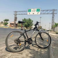 🚲 دراجة هوائية Giant Boulder للبيع ماركة Giant، المعروفة بجودة ومتانة ...