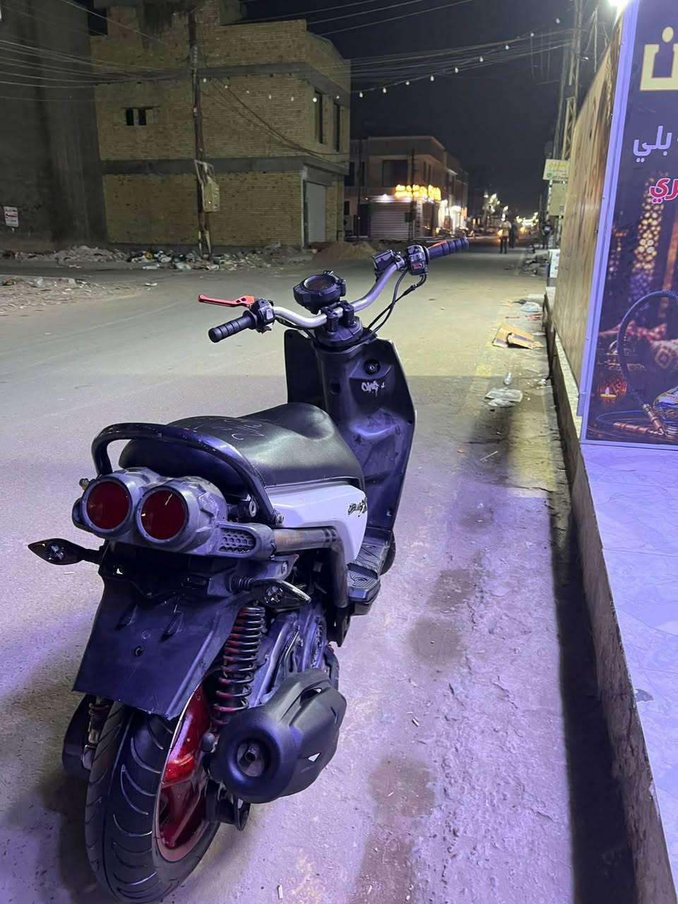 سكنس جبلي للبيع الدراجه خير من الله 
مكينه بلاديه 
كفرات سوادات بلادي
كهربائيات شغاله 
عنواني بغداد الزعفرانية 
رقمي ***********
السعر 950
