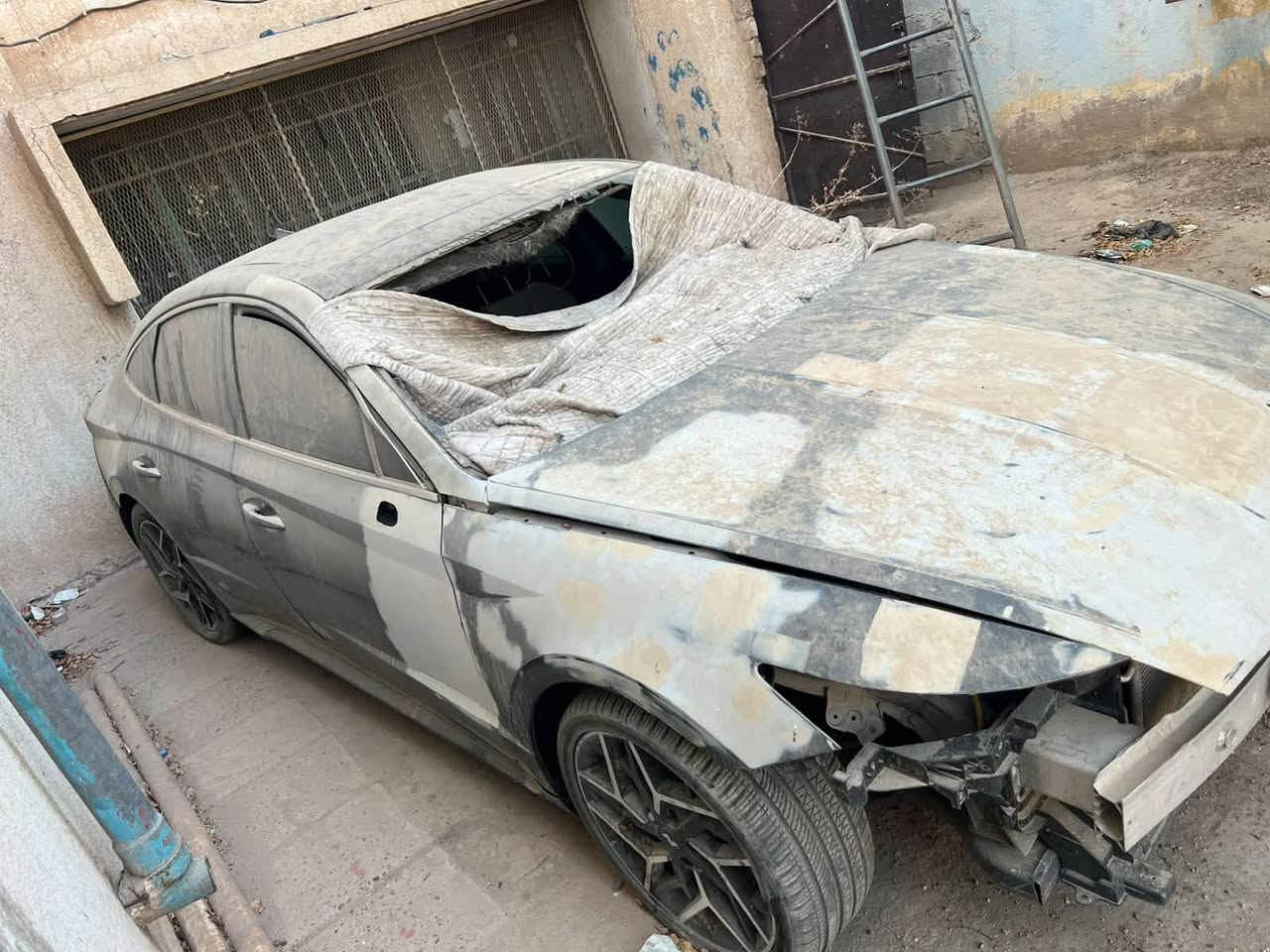 يا الله
هونداي سوناتا إن لاين موديل 22 حادثه حريق ومشتغلين بيها الى هذا الحد واكو غراض مشتريهن وما شادهن سعرها 70. $ 

بدون رقم 

 مكانها بغداد مدينة الصدر 

اتصال ☎️ ***********
