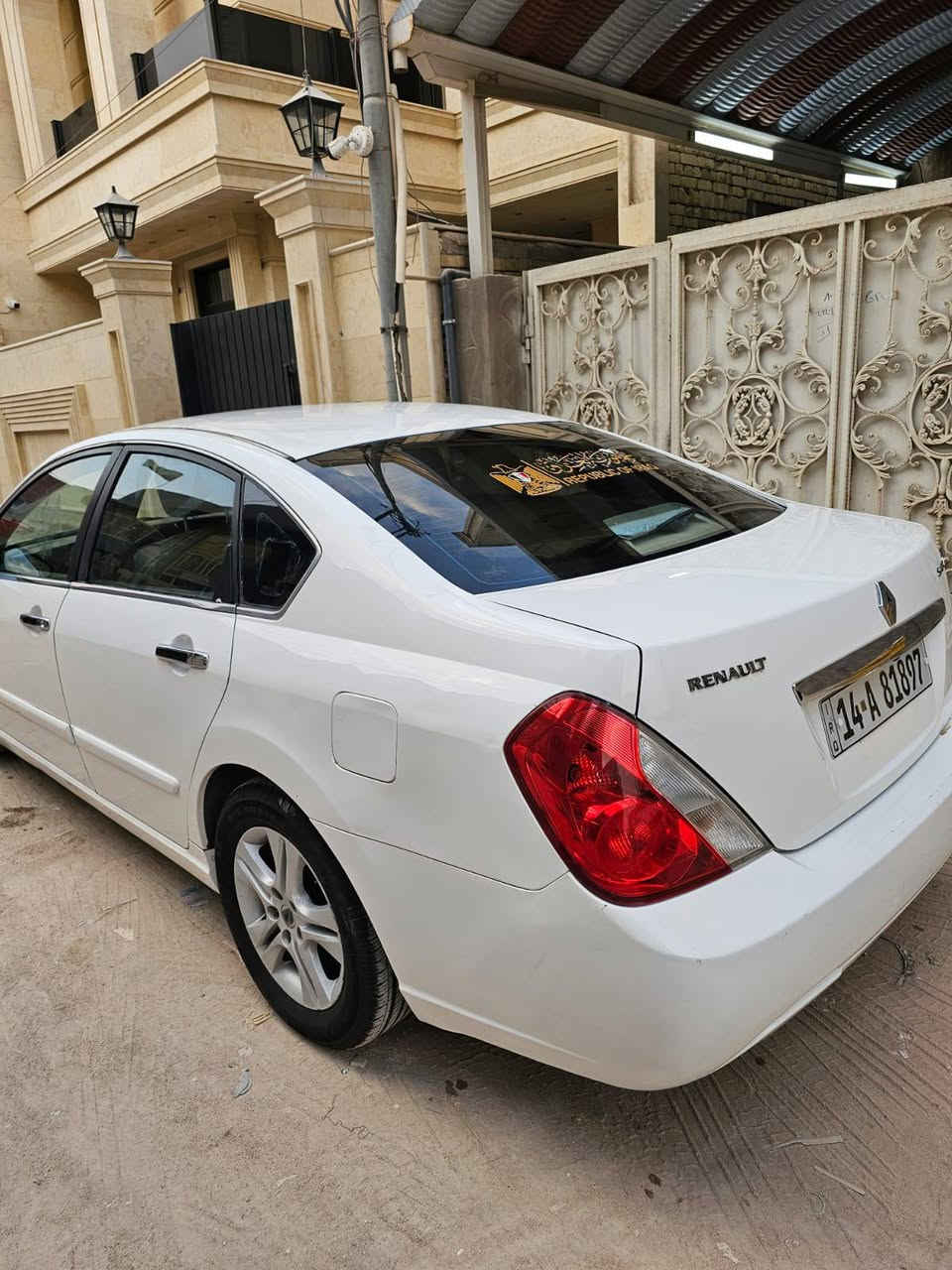 رينو سفران موديل 2010مكينه 4سلندر جاهزه مكينه كير. حداده تخم تاير تبريد مكفوله من الضربه  بيها صبغ قليل سعر 67بيها مجال *********** البصرة, العراق
