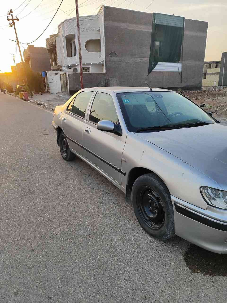 السلام عليكم بيجو فرنسي موديل 2002مكينه كير مكفول تبريد شغال نقص كهربائيات الدشبول فقط مصبوغه احزام ضربه بيه بالجنطه رقم بغداد تحويل ثاني يوم سنويه 30 مكاني صويره 
***********
