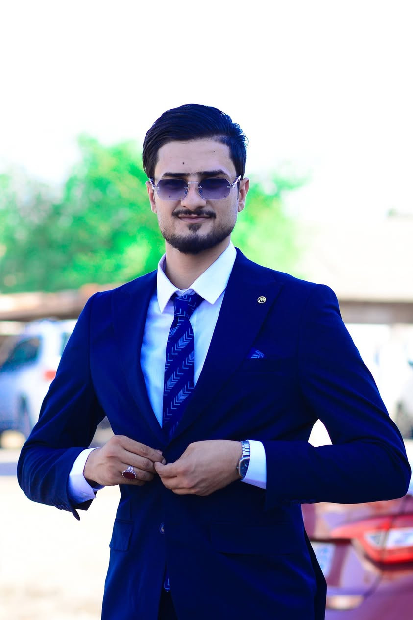 تصويرنا اليوم من #محافظة_الناصرية إلى #محافظة_الديوانية
#خطوبه 

في مناسبةٍ عشائريةٍ عامرة بالفرح والأصالة، كان لنا شرف توثيق خطوبة الأخ #عبد_الله_حسين_مناحي_الحفاظي في مصاهرةٍ طيبة ومباركة مع عشيرة البو عامر

مصاهرة تجمع أهل الطيب والنخوة والأصالة، وتزيد روابط المحبة والتآخي بين العشائر الكريمة، في يومٍ جميلٍ امتزجت فيه الفرحة بالكرم وحسن الاستقبال.

💐 ألف ألف مبارك، ونسأل الله أن يتمم هذه الفرحة على خير، ويجمع بينهم بالمودة والرحمة والسعادة.

📸 #المصور_إياد_العبيدي***********
باقي الصور موجوده بلقناه https://t.me/qqqqqwwre
