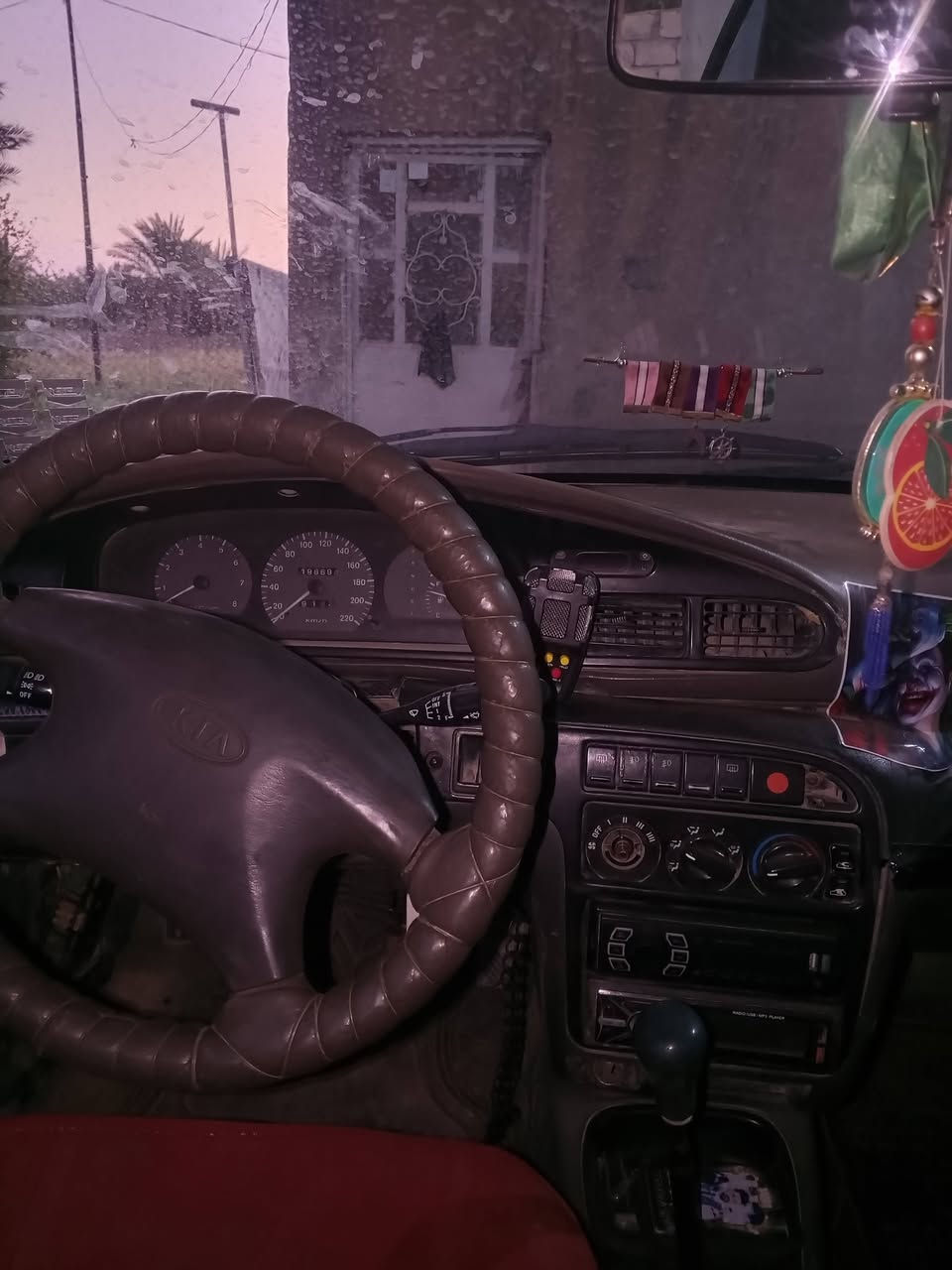 سلام عليكم كيا سيفيا موديل 96 رقم بغداد نكليزي. سنويه لل 30 تخم تاير جديد كير ومحرك مكفولات  تحويل مباشر  لون زيتوني  ألكشر شوفت عينك   بيها خياسات تلكيط.   ألمكان بابل جبله زبيدي  ألسعر 35 وبيها مجال. رقمي ***********
