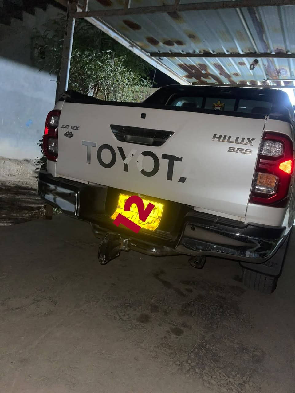 TRD 2021                                             الاتصال ***********

نص مكتوب في الصور:
- 12