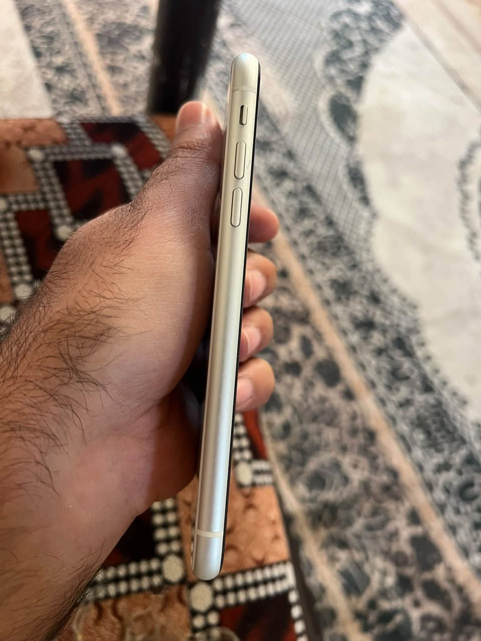 آيفون ١١ • بطارية ٩٠٪ • بغداد