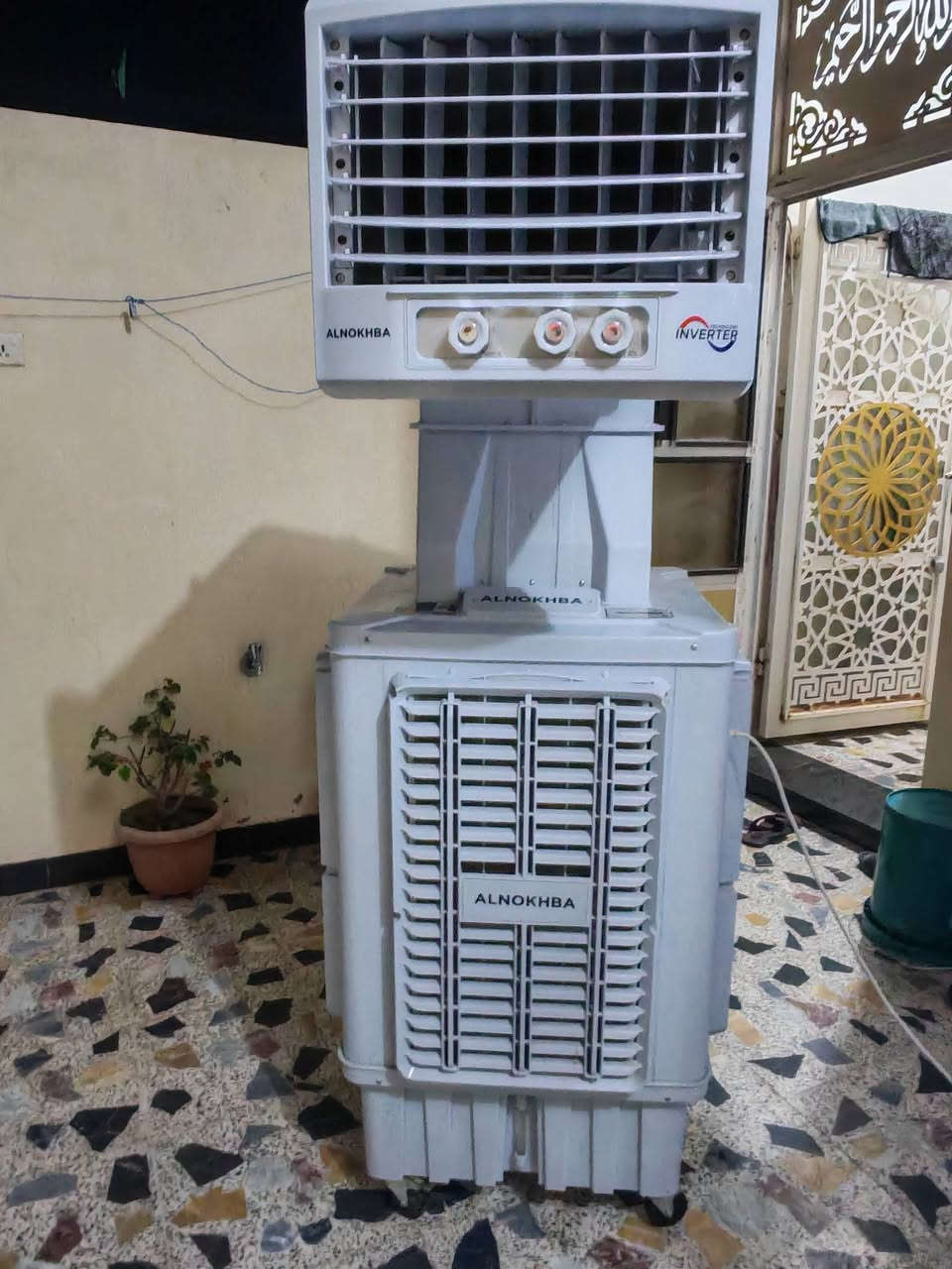 مبردة النخبة للبيع.. بلاستك مشتغله فقط 3 مرات ماخذهه ب 350 اللي يحب يشتري يتفضل ع الخاص او ع وتساب
***********
