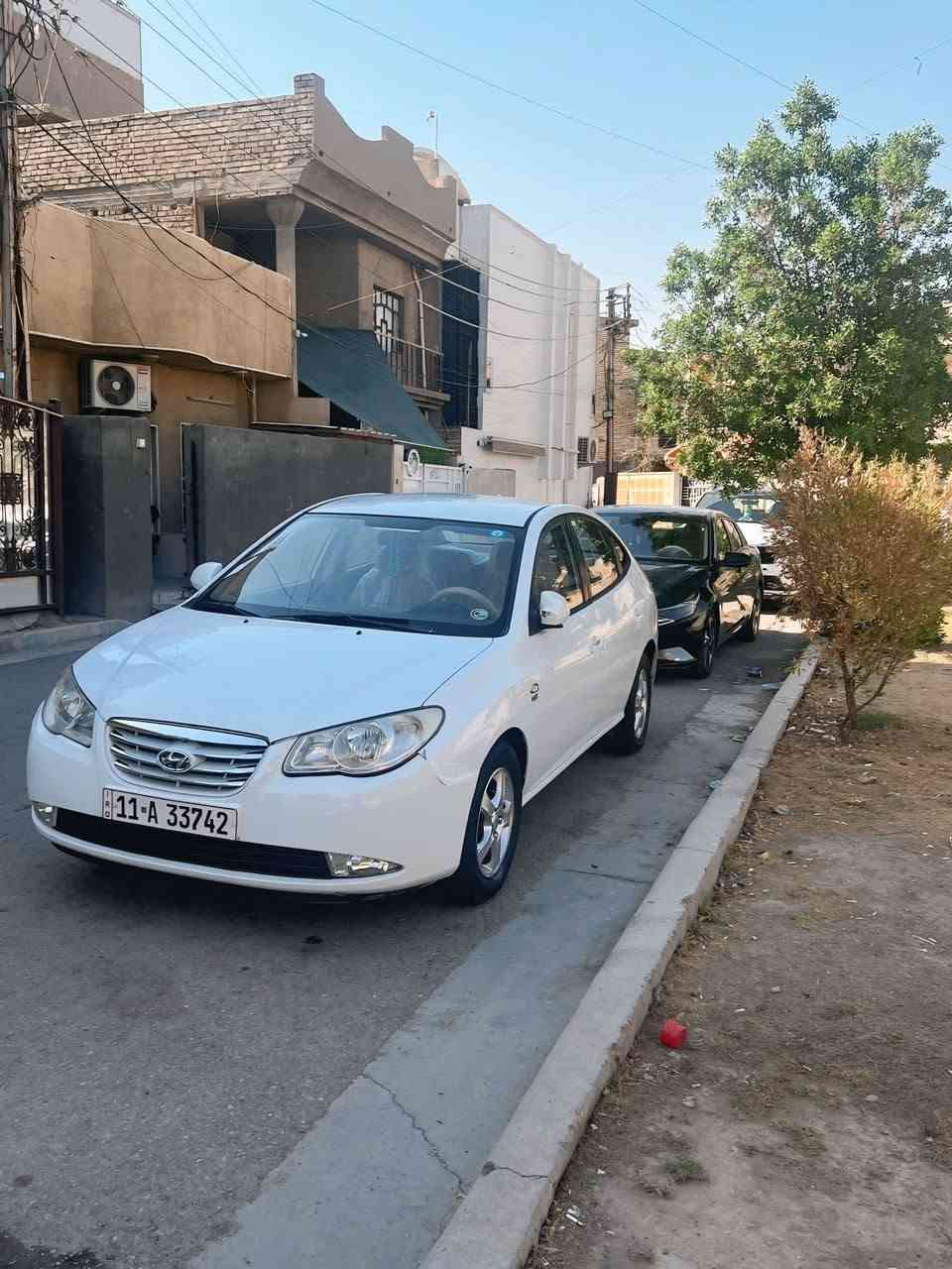 افانتي مكفولة من صبغ والتبديل ٢٠٠٩ محرك ١٦٠٠دكشن عالي 
السعر 99 وبيها مجال مكاني بغداد
***********

