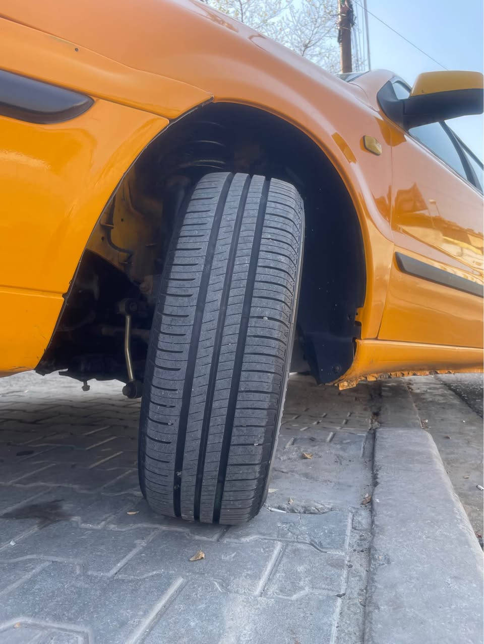 سلام عليكم سمند 17سياره جاهزه مكينه كير تبريد حداده سنويه منتهيه 2021سعر 38مكان بصره رقمه ميسان *********** البصرة, العراق
