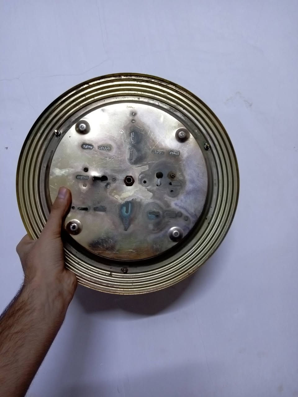 ثريا سقفية • نظافة ٧٠٪ • هولدر خربان