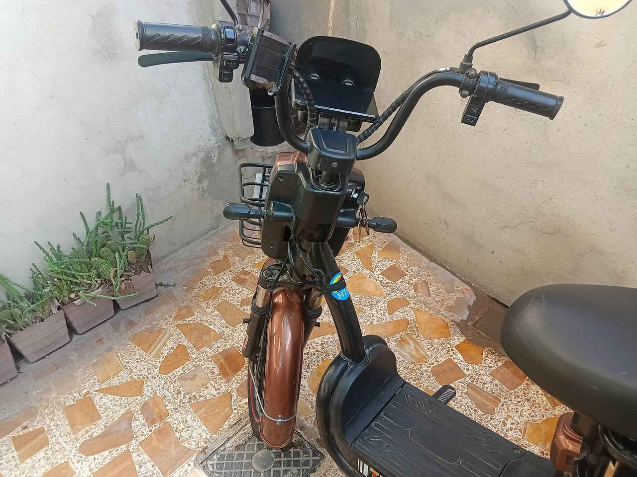 HIS V8 • ٢٠ إنج • بطاريات تحتاج فحص