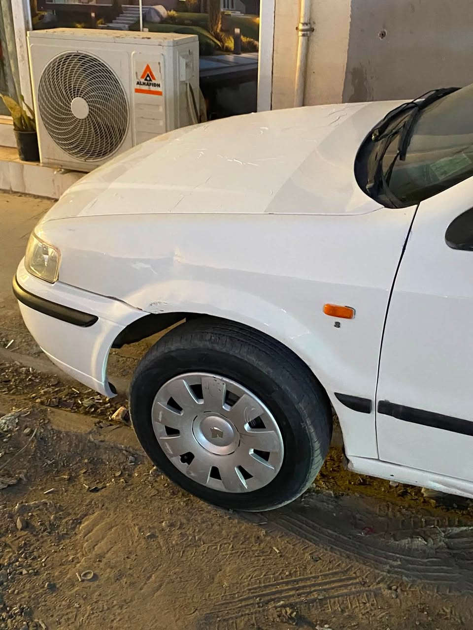 سمند للبيع مديل ١١ سياره جاهزه تبريد شغال عوزه كمبريسر 
سعر ٣١ بيها مجال بيع مستعجل مكينه وكير كفاله محرك فرنسي   *********** مكان نجف
