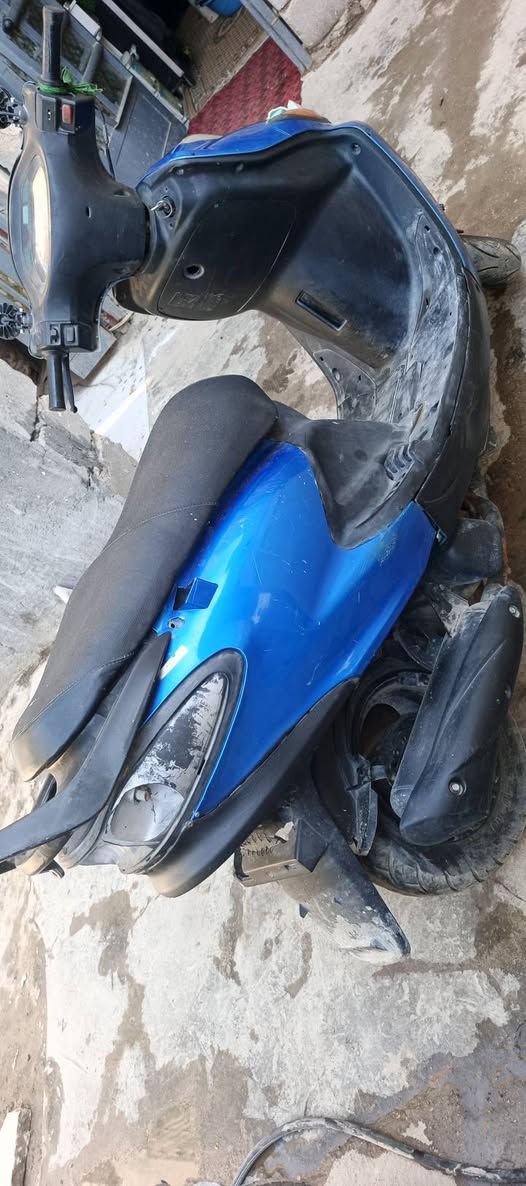 دراجه دولفين محرك تايرات جدد هندر شغال فقط عوزه باتري وماصده خلفيه سعر  225 بيع مستعجل بابل الحمزه الغربي اتصل عل الرقم   ***********  غير متواجد عل النت
